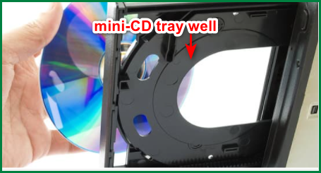 CD tray with mini-CD well